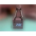 Wood Clock - digitale klok met temperatuur /datum/wekker functie en gitaarstandaard voor miniatuur gitaar of mobiele telefoon