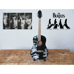 Mini gitaar van The Beatles - akoestisch tribute